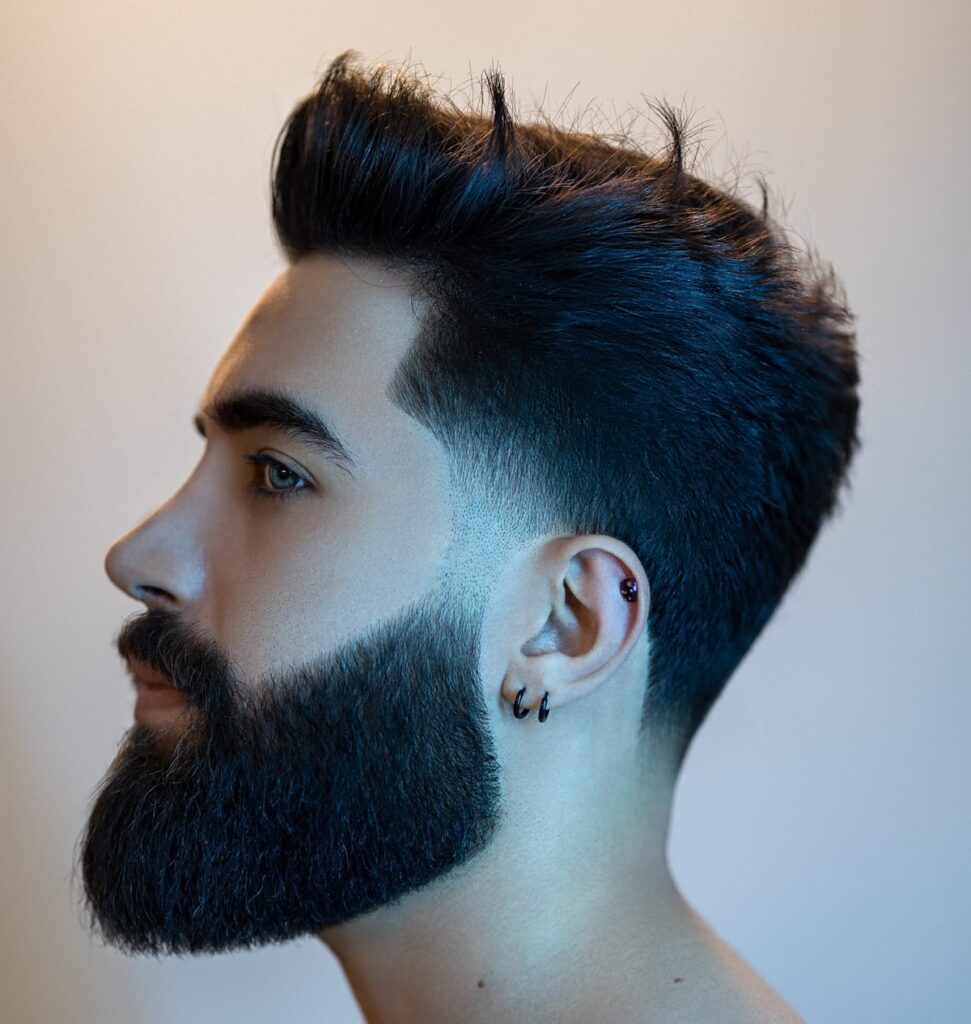 Corte + Barba + Sobrancelha